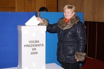 200903211938410.Voľby_prezidenta_2009_DSC06096