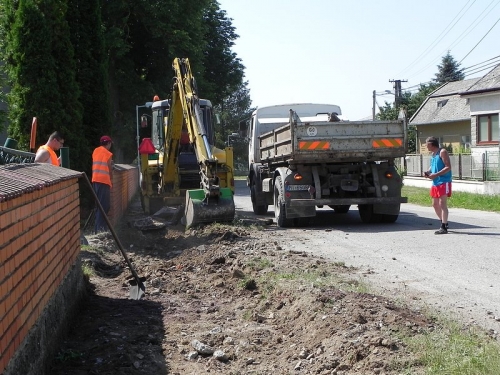 Revitalizácia centrálnej zóny obce Žbince