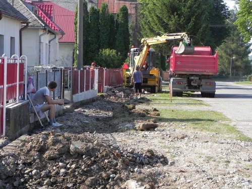 Revitalizácia centrálnej zóny obce Žbince