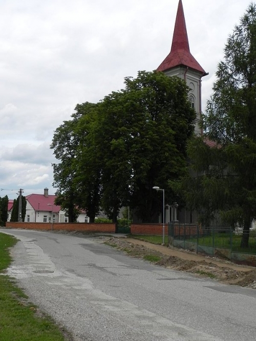 Revitalizácia centrálnej zóny obce Žbince