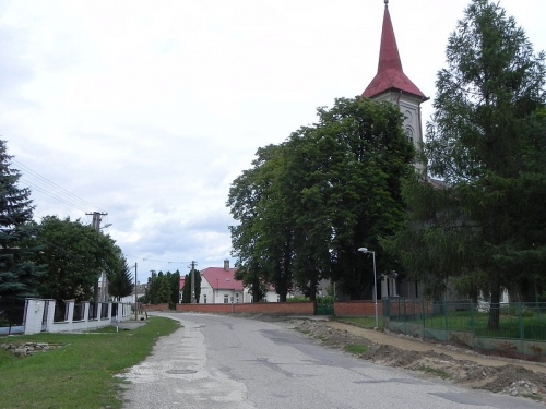 Revitalizácia centrálnej zóny obce Žbince