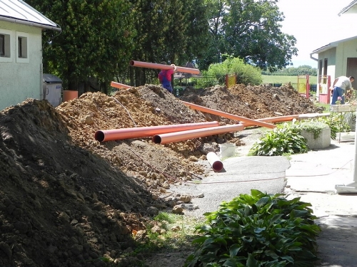 Napojenie OcÚ Žbince na kanalizáciu