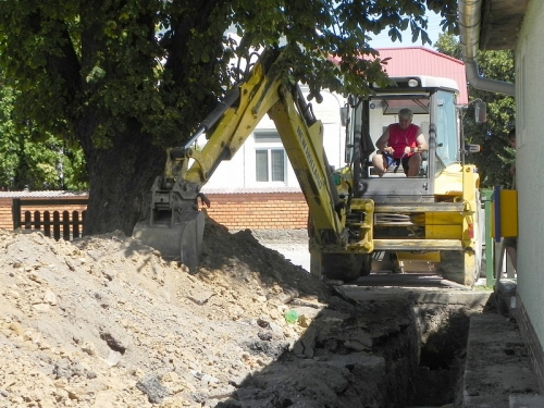 Napojenie OcÚ Žbince na kanalizáciu