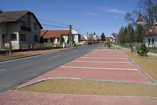 Revitalizácia centrálnej zóny obce Žbince