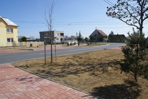 Revitalizácia centrálnej zóny obce Žbince