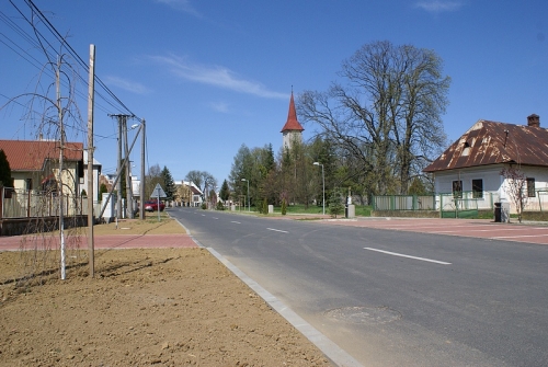 Revitalizácia centrálnej zóny obce Žbince