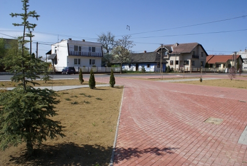 Revitalizácia centrálnej zóny obce Žbince