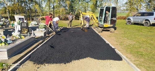 Cestička na cintoríne