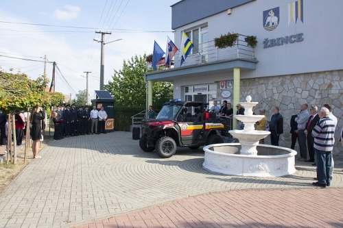 Odovzdávanie hasičskej techniky pre DHZ Žbince