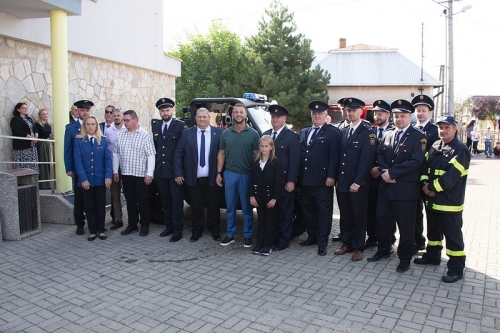 Odovzdávanie hasičskej techniky pre DHZ Žbince