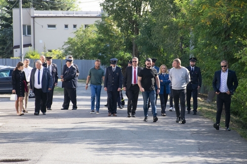 Odovzdávanie hasičskej techniky pre DHZ Žbince